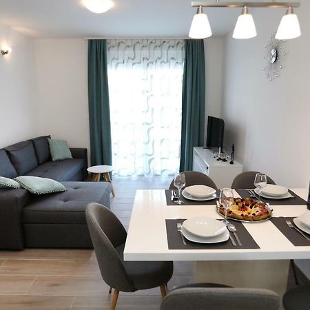 Apartment Little Marijeta Трогир Екстериор снимка