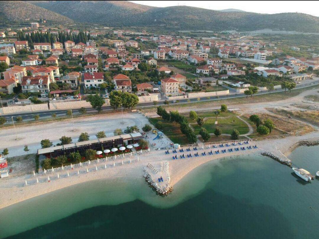 Apartment Little Marijeta Трогир Екстериор снимка