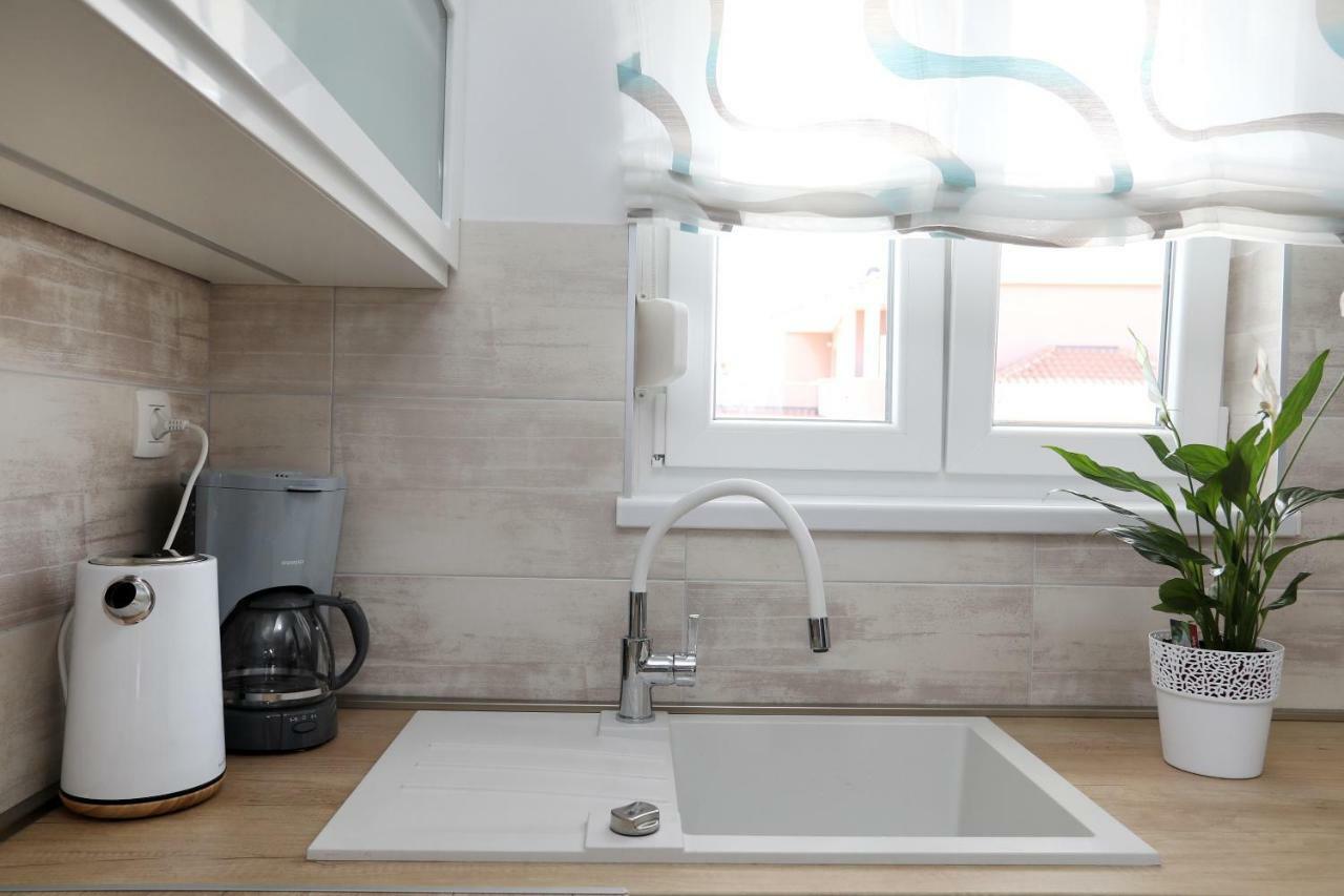 Apartment Little Marijeta Трогир Екстериор снимка