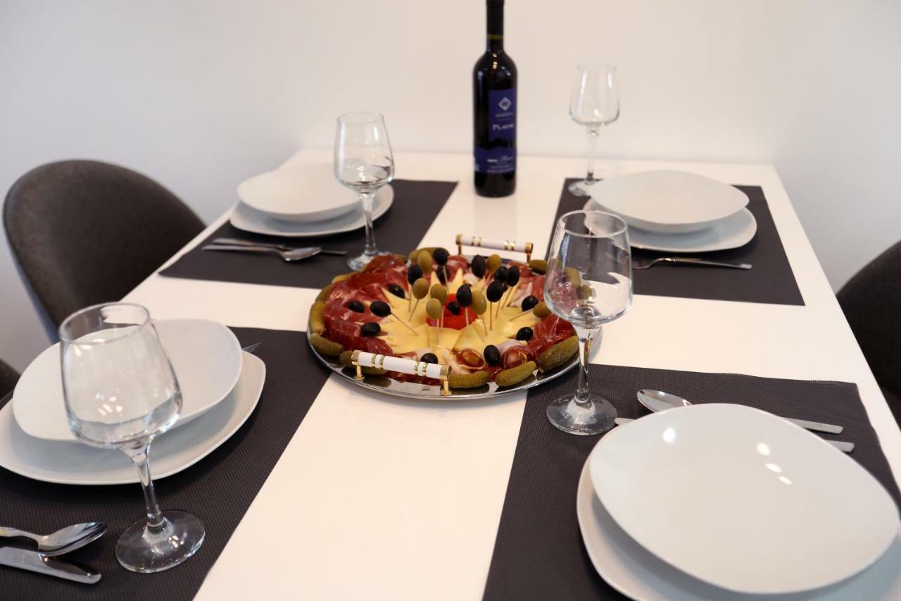 Apartment Little Marijeta Трогир Екстериор снимка